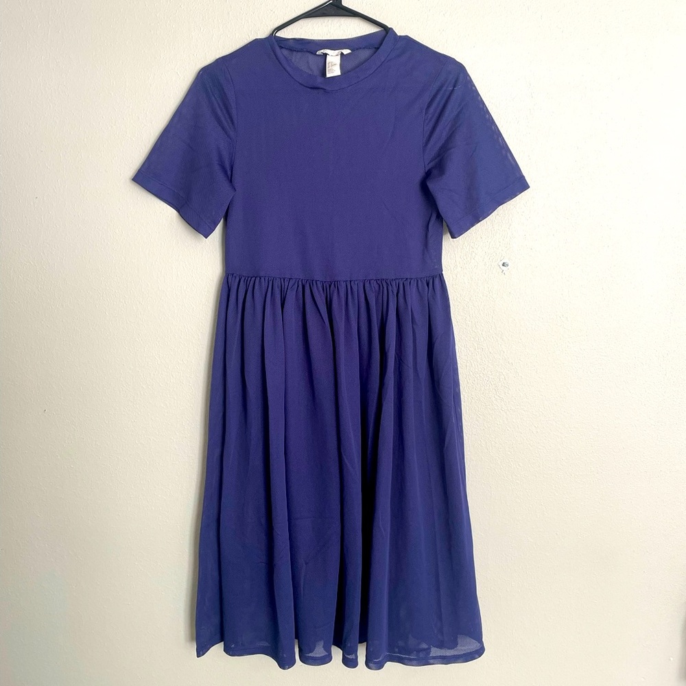 SOLD: H&M, Size 4 dress, navy blue, mini mesh texture, barely worn